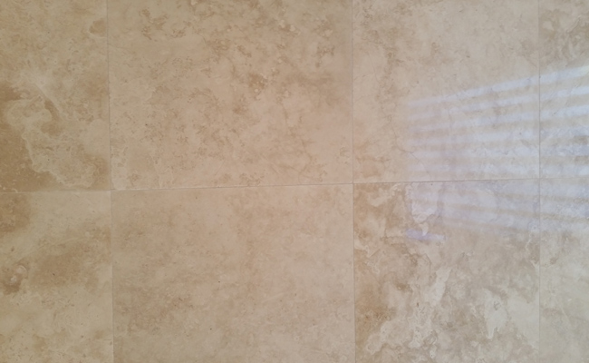 Fresh, Clean Grout Lines